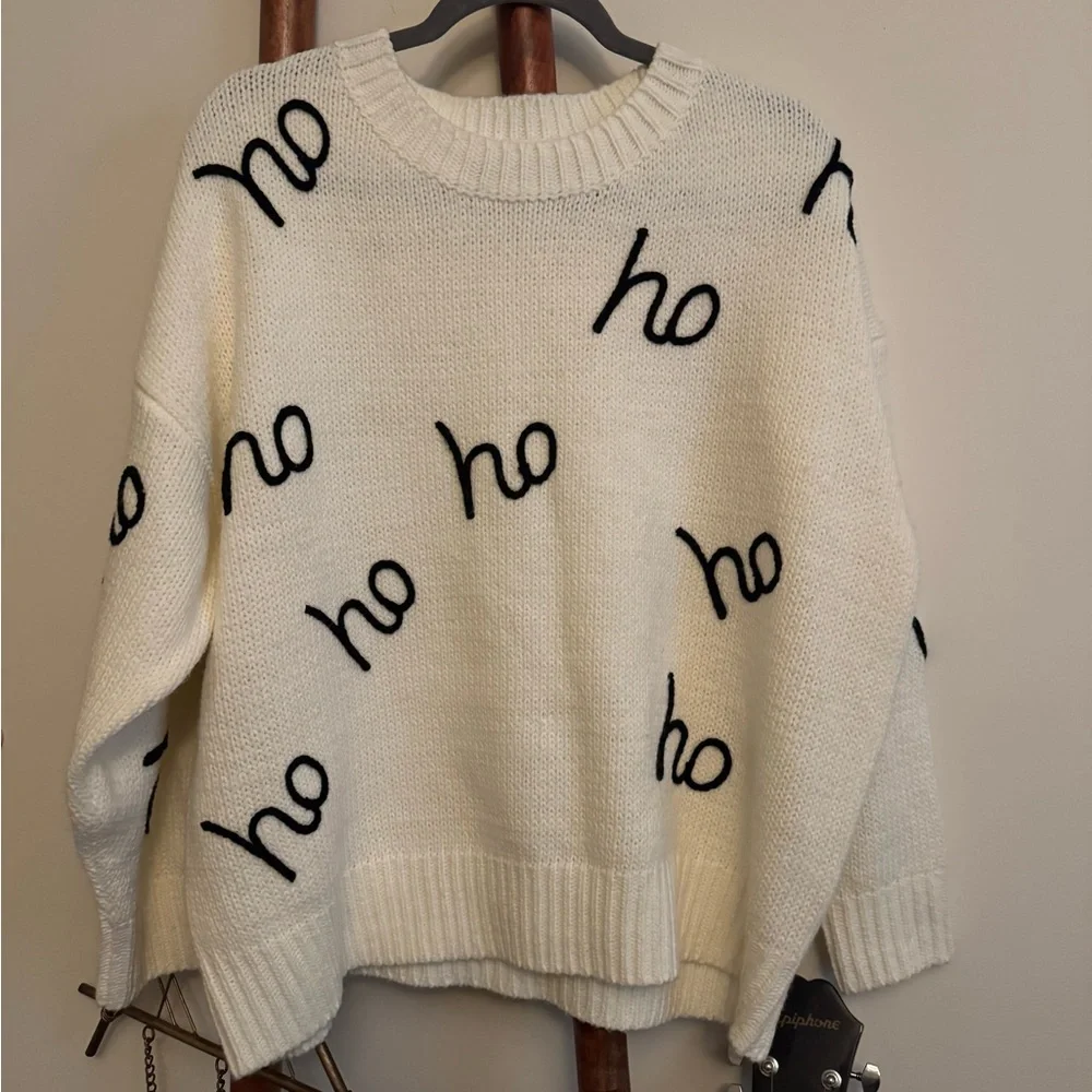 Andthewhy (Buckle) Christmas Holiday Sweater Small/Medium - Picture 1 of 3